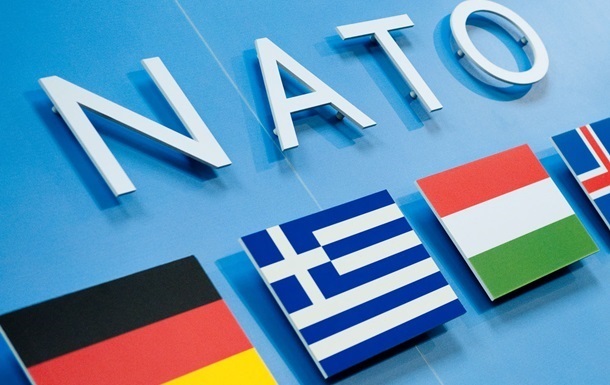 НАТО пояснило причины своего расширения на восток и незаконность референдума в Крыму