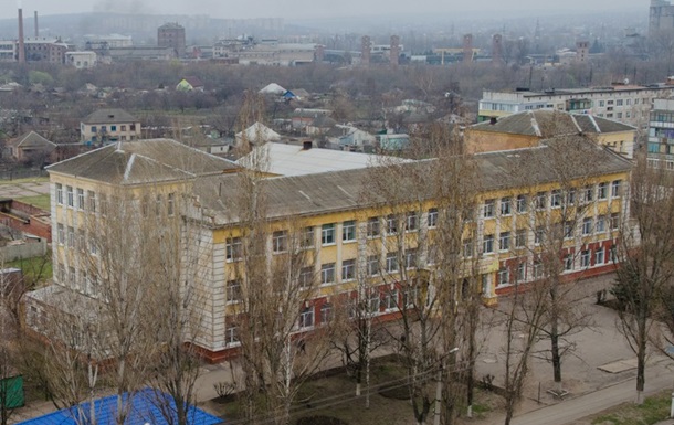 В Славянске учебные заведения приостановили работу