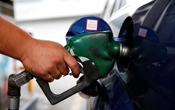 Зміцнення гривні зупинило зростання цін на паливо - експерт