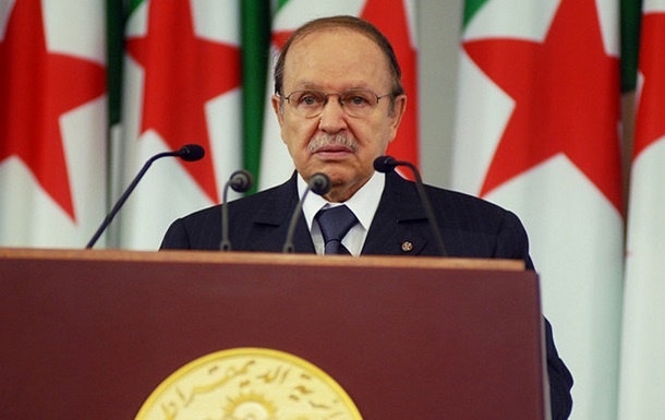 Президент Алжира Бутефлика переизбран на второй срок