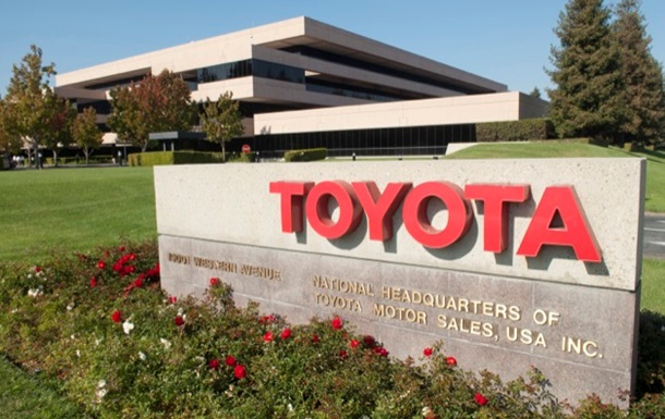 Toyota перша в світі продала за рік понад 10 млн автомобілів