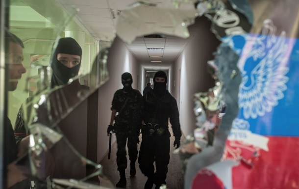 Двое сотрудников Альфы остаются в плену самообороны Славянска - СБУ