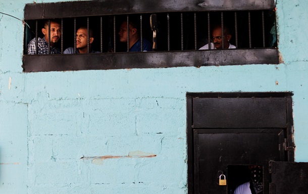 Пять осужденных подростков погибли в тюрьме в Гондурасе