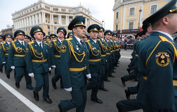 У Владивостоці та Хабаровську вже пройшли військові паради на честь Дня перемоги