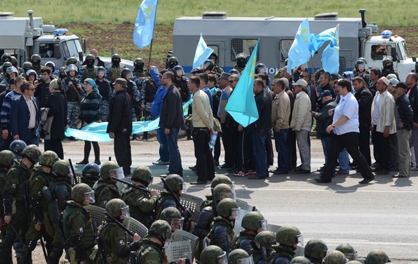Крымских татар за акции протеста оштрафовали на 720 тысяч рублей