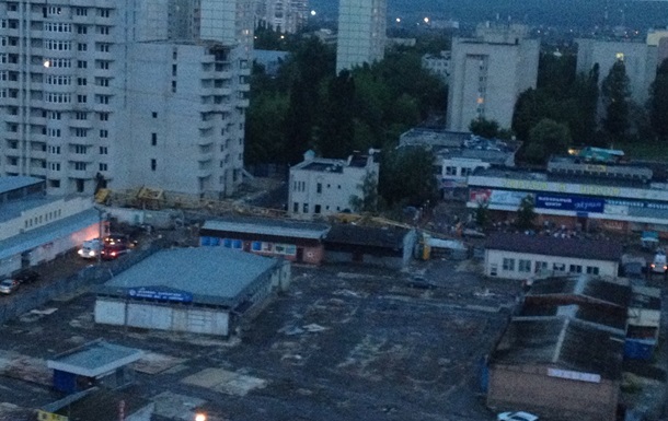 В Харькове на людей упал строительный кран: один человек погиб, 5 пострадали