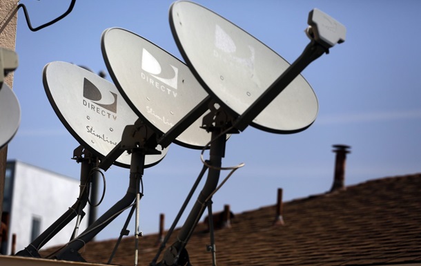 Провідний оператор супутникового телебачення США DirecTV проданий за 48,5 мільярда доларів