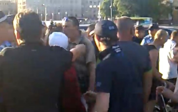 В центре Харькова стреляли, пытаясь похитить активиста 