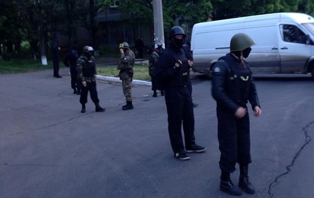 Часть батальона Донбасс выведена из-под обстрела, часть остается в окружении – командир