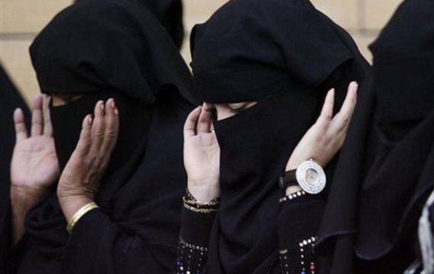 Женщинам в Саудовской Аравии запретили работать по ночам