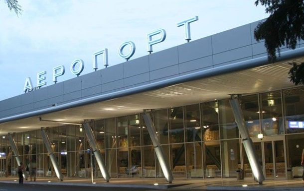 Из аэропорта Мариуполя вылетели самолеты с тяжелой техникой - ДНР