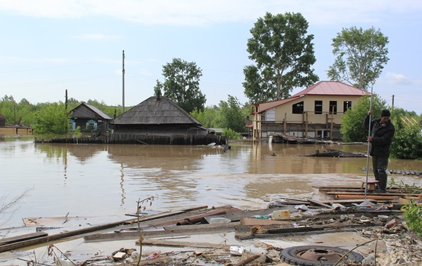 В результате наводнения на Шри-Ланке погибло 12 человек