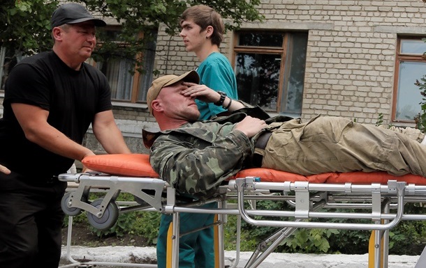 Після боїв у Луганську до лікарні потрапили понад 20 громадян з вогнепальними пораненнями - ЗМІ