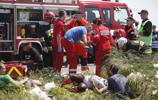 У МЗС підтвердили загибель сімох українців в аварії під польським містом Гоголін