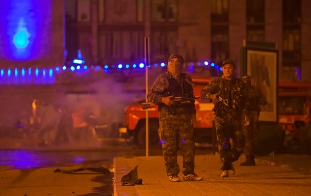 Количество погибших из-за взрыва возле Донецкой ОГА увеличилось до трех