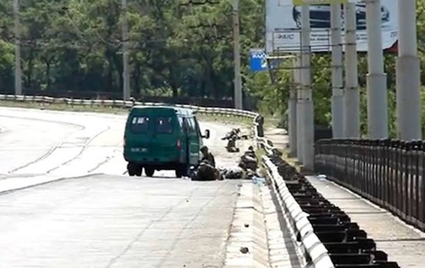 В Мариуполе обстреляли пограничников: есть погибшие и раненые
