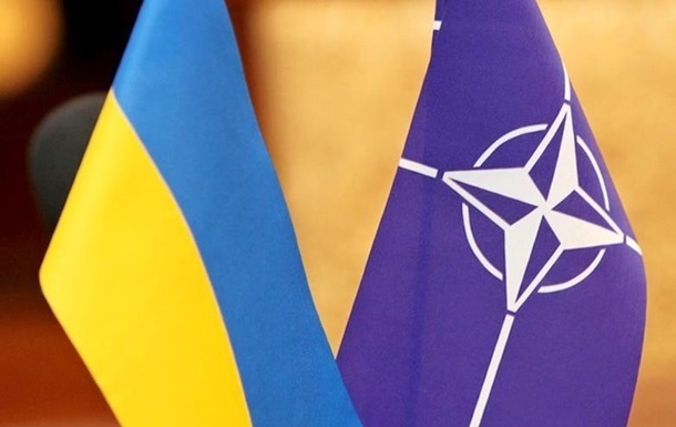 Україні рано думати про НАТО - експерт