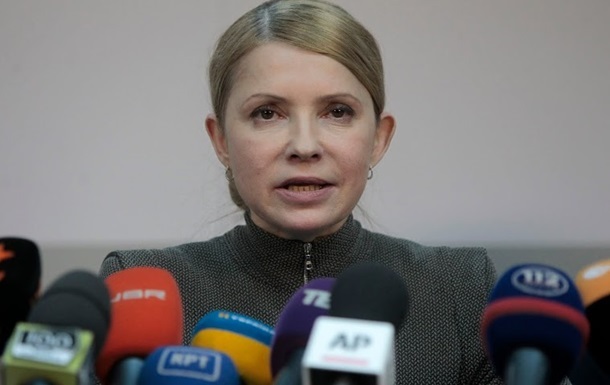 Тимошенко закликає ввести воєнний стан на Донбасі