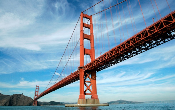 Мост Золотые ворота в Сан-Франциско оборудуют защитой от самоубийц