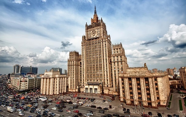 МЗС РФ вітає звільнення спостерігачів ОБСЄ в Україні