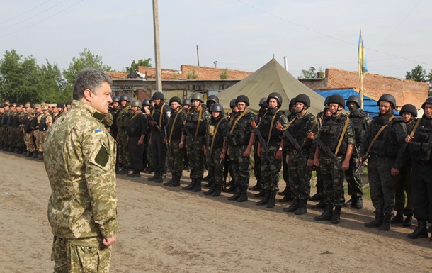 Порошенко не остановил войну: топ событий июня в Украине