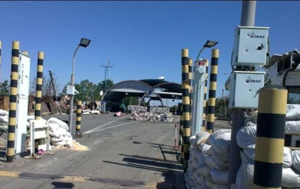 Украинские военные восстановили контроль над пунктом пропуска Должанский