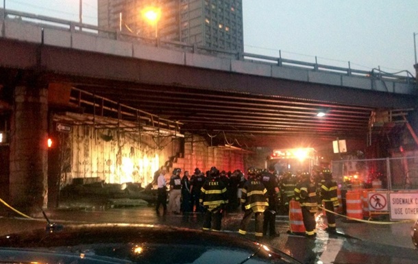 У Нью-Йорку обвалилася частина Бруклінського мосту, постраждали п ятеро людей