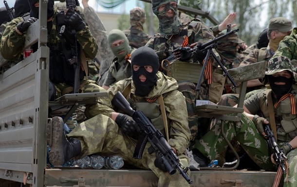 В Донецке вооруженные люди захватили областной архив - ОГА