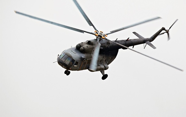 В пригороде столицы Вьетнама упал военный вертолет, есть жертвы