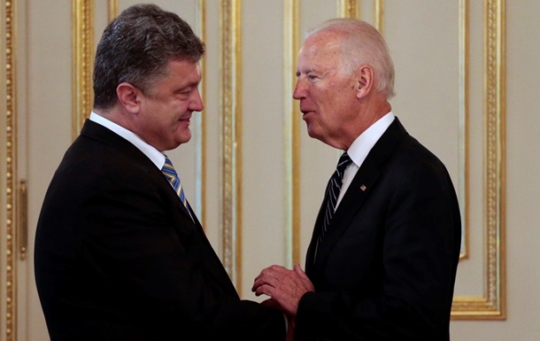 Порошенко провів консультації з Байденом: США пообіцяли Україні міжнародну підтримку
