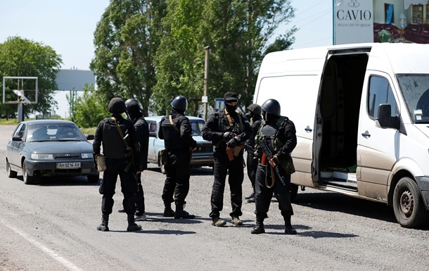 Прокуратура перевіряє причетність бійців Азова до вбивства жителя Маріуполя