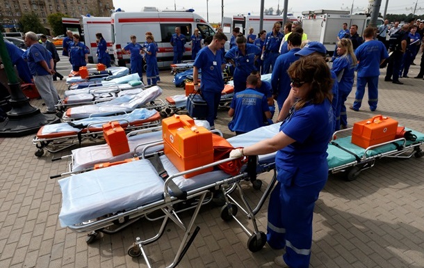 Десять постраждалих внаслідок аварії в московському метро досі у важкому стані