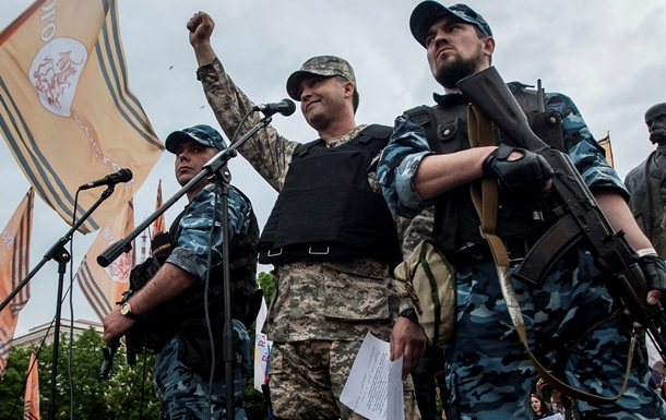 Луганск контролируется нами полностью - Болотов