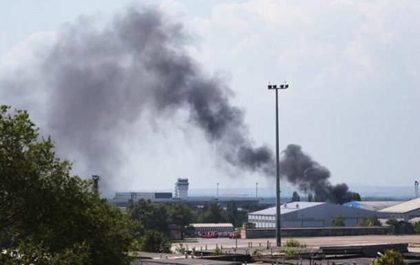 У Донецьку відновилися бої за аеропорт - міськрада 