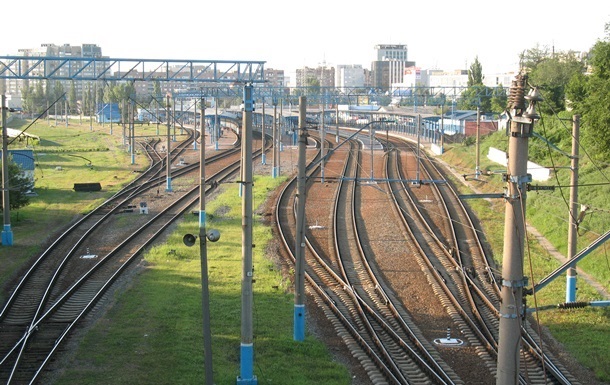 У Донецькій області підірвали два залізничні переїзди
