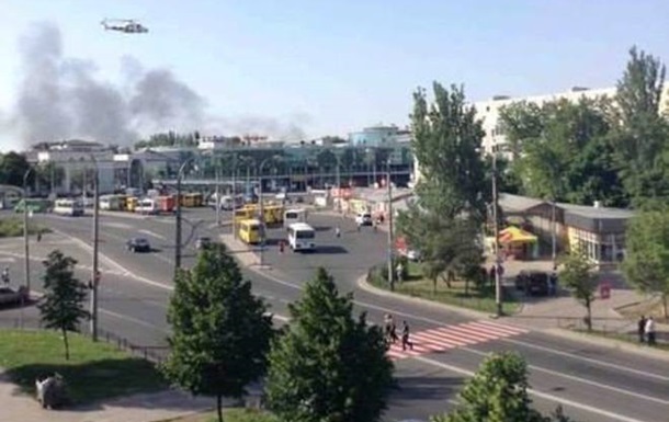 Сепаратисти дозволили проїзд транспорту до залізничного вокзалу Донецька