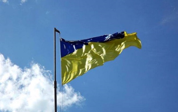 Над горсоветом Лисичанска поднят украинский флаг