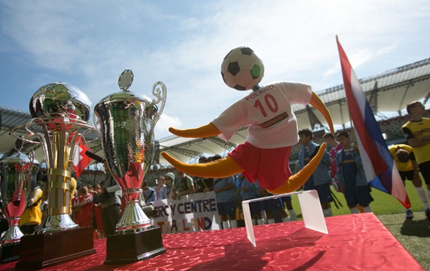 Украинские юные футболисты отправились на Чемпионат мира среди детских домов