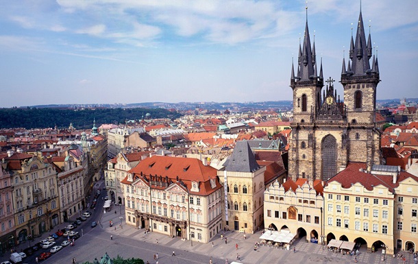Ресторани Праги підловили на обмані іноземних туристів