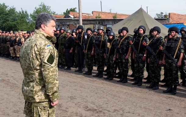 Мобілізовані під час третьої хвилі отримають надійний захист - Порошенко