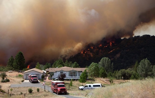 Каліфорнію охопили лісові пожежі 