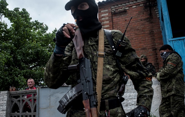ДНР отримала з Росії підкріплення у вигляді бійців і військової техніки - Reuters