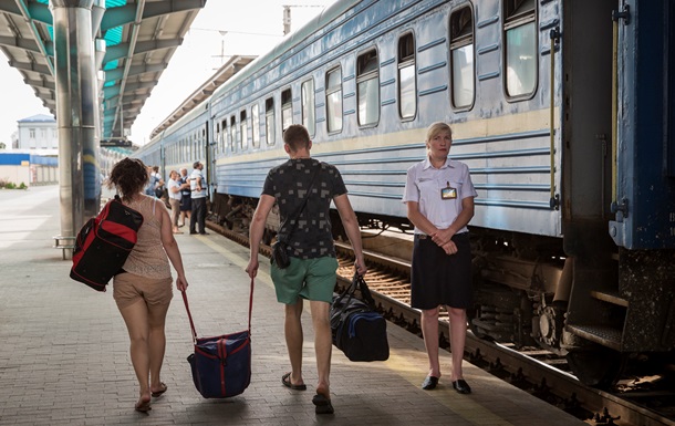 Донецька залізниця скасувала потяги Дніпропетровськ-Донецьк і Київ-Ясинувата 