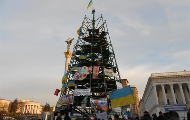 Кличко пообещал убрать елку с Майдана и переименовать Институтскую