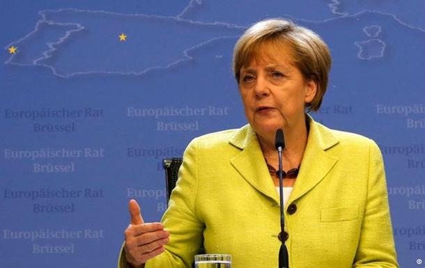 Меркель: Українці самі мають вирішувати, як їм жити в майбутньому