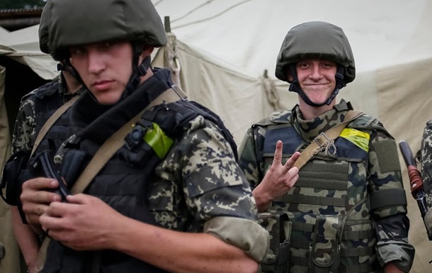 Силовики говорят, что окружили сепаратистов у Моспино 