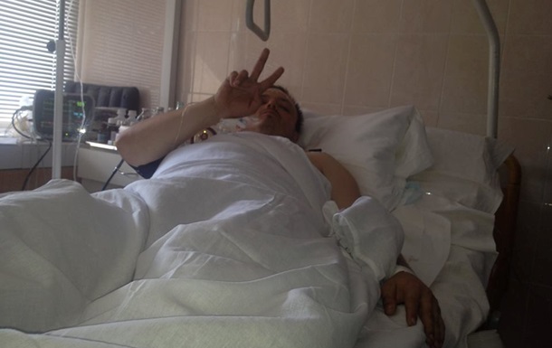 У мережі з явилися фотографії комбата  Донбасу  в лікарні
