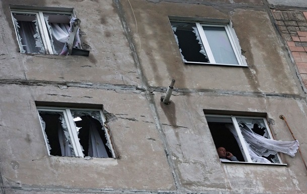 Утро в Донецке началось с артобстрела, два района остались без света