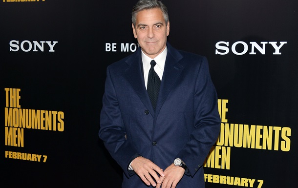 Брехня, корупція, шантаж. Джордж Клуні зніме фільм про скандал із прослуховуванням телефонів 