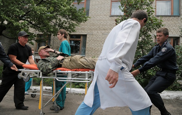 Тридцать столичных медиков отправились добровольцами на Донбасс 